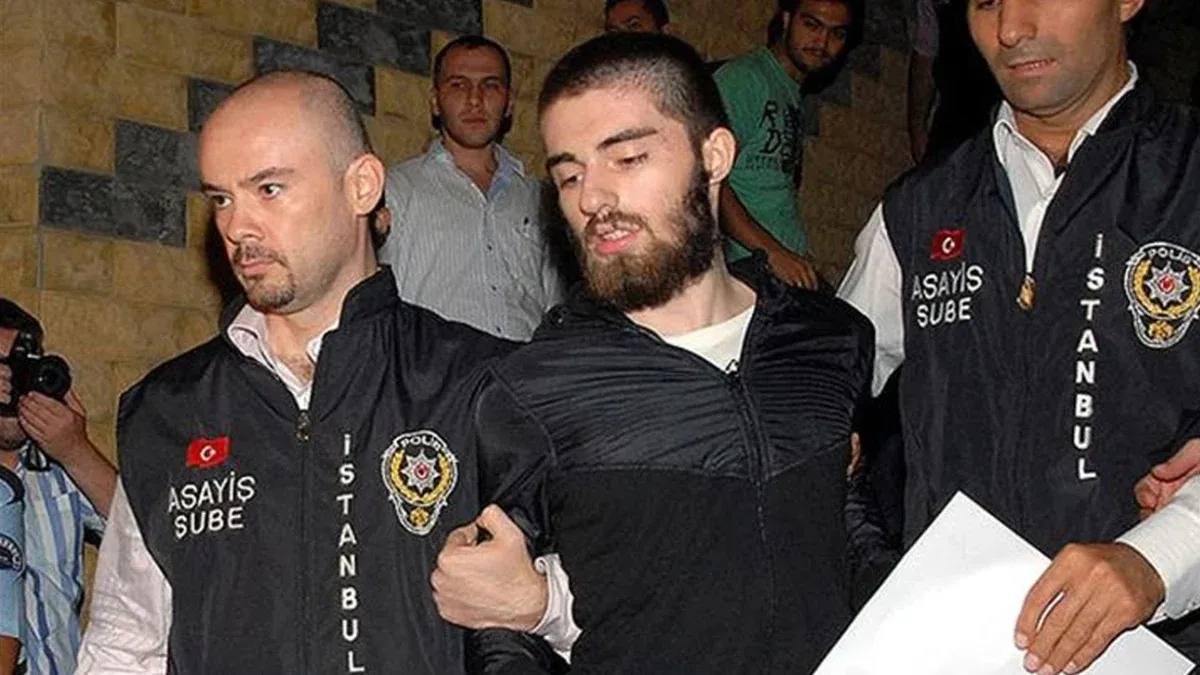Cem Garipoğlu'nun Mezarında Şok Gelişme: Naylon Poşet Bulundu