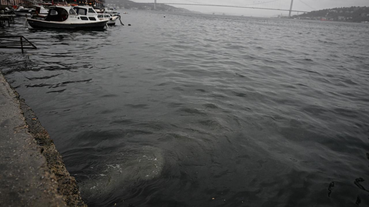 Üsküdar'da Denize Kanalizasyon Suyu Deşarj Edildi