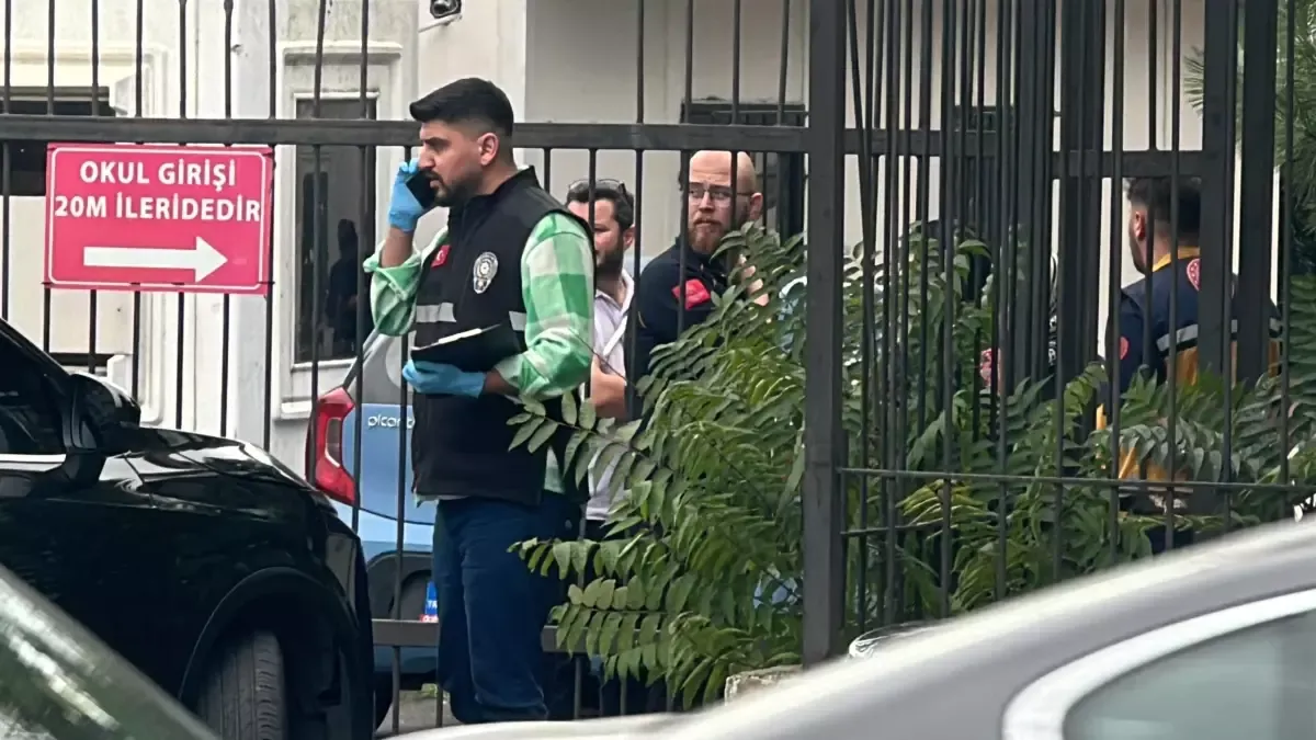 Etiler’de Lisede Şok Olay: Öğretmen, Tartıştığı Müdüre Silah Çekti
