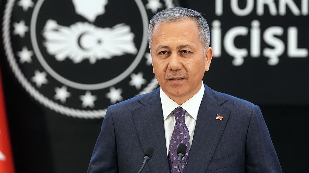 Bakan Yerlikaya: Suriyelilerin Ülkesine Dönüşü Hızla Devam Ediyor